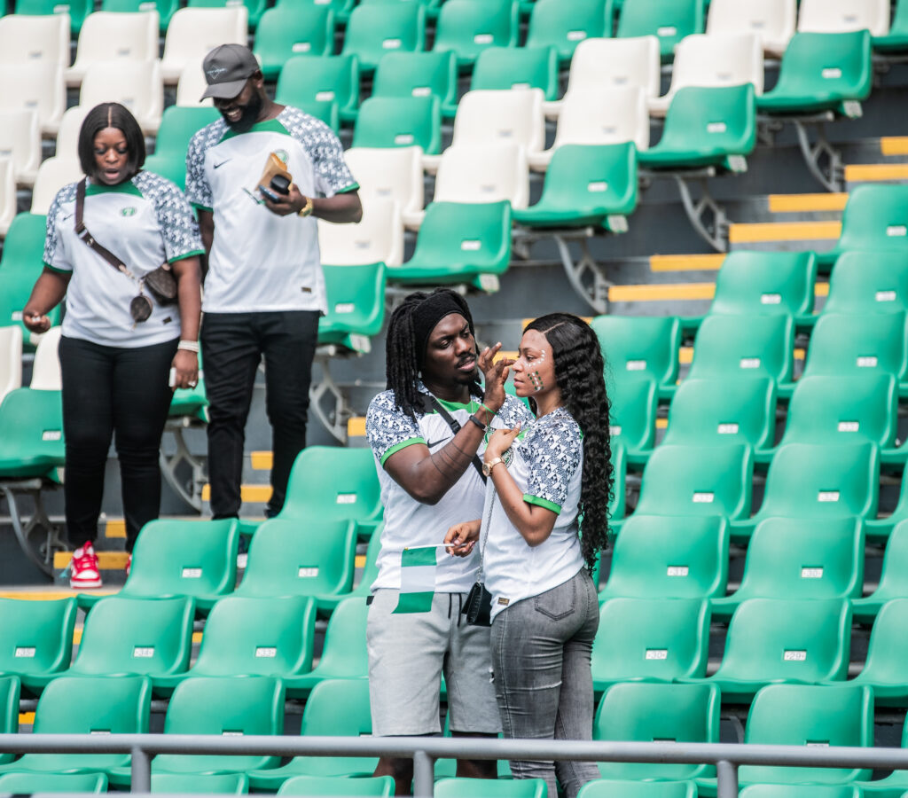 EARLY NIGERIAN FANS DISPLAY AFFECTIONS AHEAD OF THE MATCH